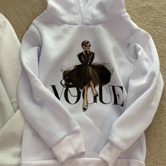 Mama and Minnie matching sweatshirts - Picture 2 of 3